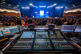 System T at FOH for the Genzie Offline Tour