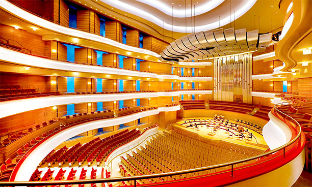  Renée and Henry Segerstrom Concert Hall at Segerstrom Center for the Arts in Costa Mesa, California (photo credit: Chris Costea / courtesy of Segerstrom Center for the Arts)
