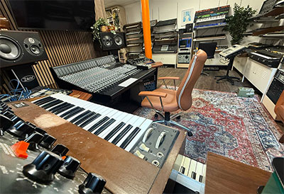 Resonance Studios marks first anniversary with expansion