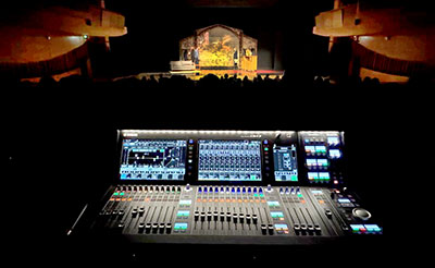 Caudan Arts Centre invests in Yamaha DM7 with support from Stage Audio Works Caudan Arts Centre invests in Yamaha DM7 with support from Stage Audio Works
