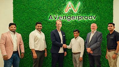 Nibu Rajendran (AVenger Electronics), Akhil Raphael (Sales Director, Audio-Technica Middle East) , Stephan Grawe (Managing Director, Audio-Technica Sales Division EMEA), Joseph Rebero (General Manager, AVenger Electronics), John Dodson (Managing Director, Audio-Technica Middle East), Nikhil Rayaroth (AVenger Electronics)