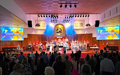 Service at First Baptist Church in Carthage, Texas