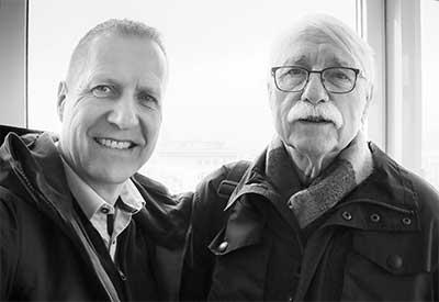  Dirk Noy and Wolfgang Ahnert