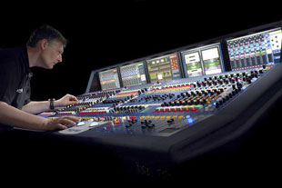 Flagship – Richard Ferriday with the XL8 Richard Ferriday with the XL8